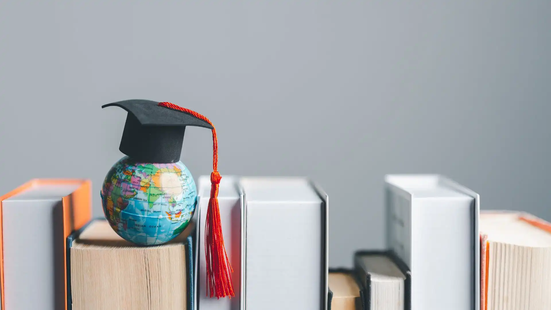Bourses d&rsquo;études : opportunités pour les jeunes sénégalais
