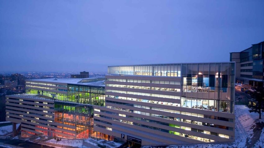 Bâtiment de Polytechnique Montreal